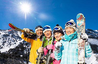 《绯红结系》累计销量超100万 同步推出免费体验版